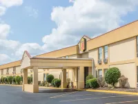 Hilton Garden Inn Knoxville Papermill Drive Hotels near University of Tennessee