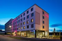 Moxy Stuttgart Airport/Messe Hotels near Oberaichen