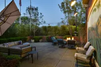 Hilton Garden Inn Napa Hotels near Hanes