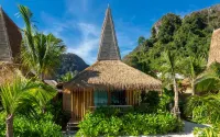 Phi Phi CoCo Beach Resort Отели рядом с достопримечательностью «Пхи-Пхи-Ле»