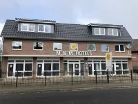 M&M Hotel - Neu Wulmstorf Отели в г. Харзефельд