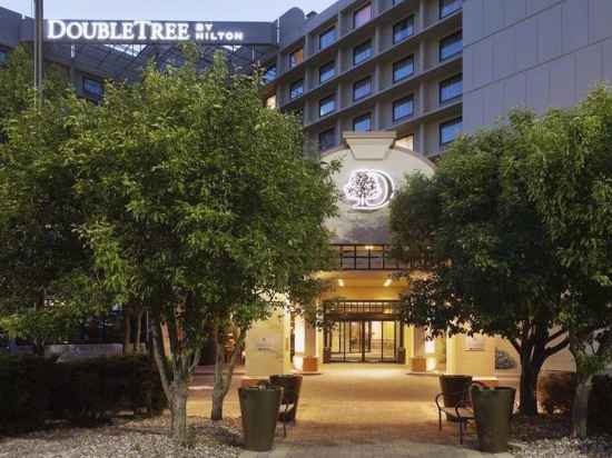 DoubleTree by Hilton Hotel Denver Hotel Exterior