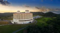 ANA Crowne Plaza Resort Okinawa Uruma Hills(Ansa Okinawa Resort) Hoteles cerca de White Beach