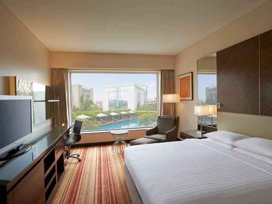 Courtyard by Marriott Mumbai International Airport Rooms