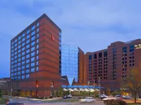 Sheraton Indianapolis Hotel at Keystone Crossing Hotels near Lane Bryant