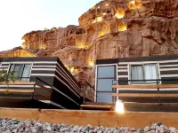 Sharah Luxury Camp