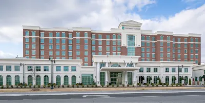 Embassy Suites by Hilton Tuscaloosa Alabama Downtown Hotels near Tuscaloosa Regional Airport