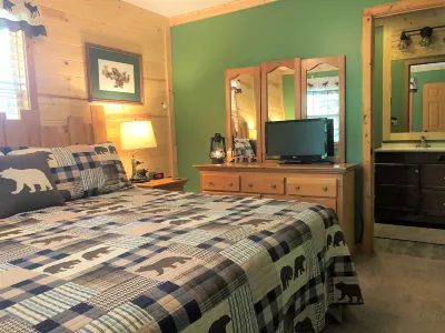 Amazing Dreams 2 Bedroom Cabin by RedAwning Hotels near Boot Factory Outlet