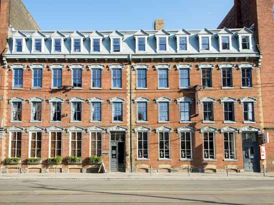 The Ivy at Verity Hotel Exterior