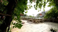 Homestay Minh Ngoc Hotels near LongThành Watch