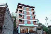 Pine Tree Resort Hotels near Fadkeshwor Mahadev Temple