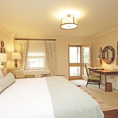 Premium Deluxe Guest Room, Guest Room, 1 King Boar's Head Resort Promo Code