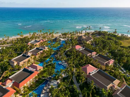 Wyndham Alltra Punta Cana All Inclusive Resort