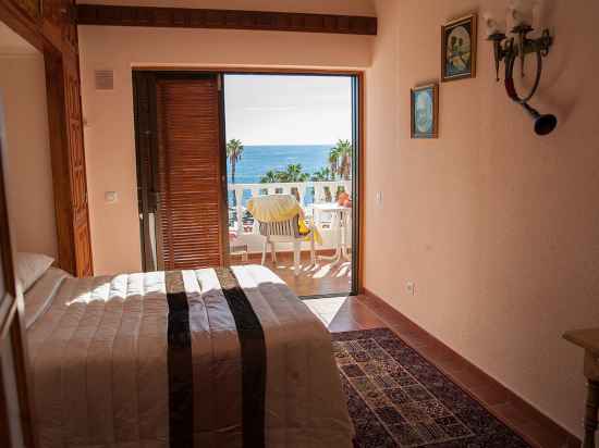 3 Br 2 Storey Bungalow Ocean View Rooms