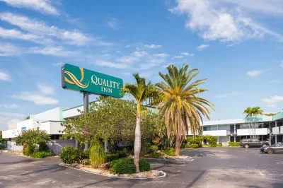 Quality Inn Miami South Hotels near Staples