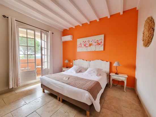 Castillon des Baux Rooms