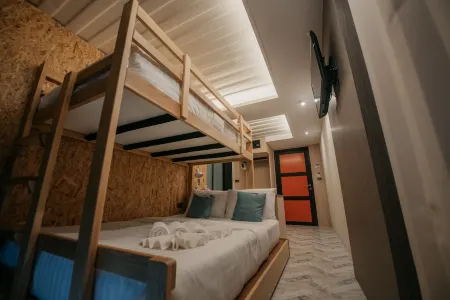 Kipbox Hotel Trang