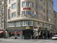 City Hotel Отели в г. Эсперанж