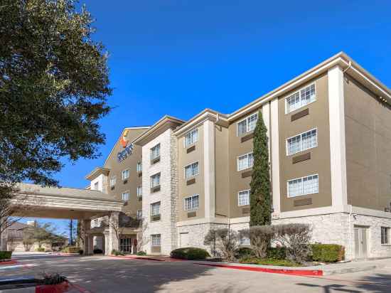 Comfort Inn & Suites Texas Hill Country Hotel Exterior