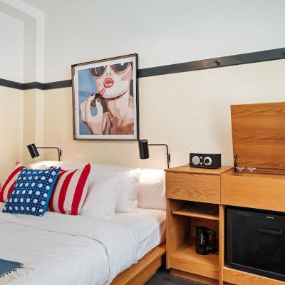 Basic Room, 1 King Bed (Self Check-in with Virtual Front Desk) The Maverick by Kasa Promo Code