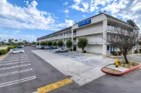 Motel 6 Escondido, CA Hôtels à proximité de l'Aéroport international de San Diego (Lindbergh Field)