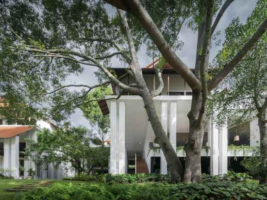 Raya Heritage Hotel Exterior