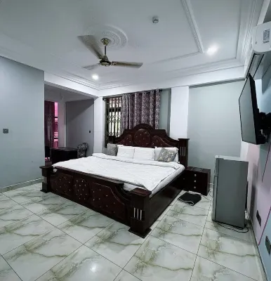 MERCY ROYAL HEIGHTS Hotels near Asafo Market