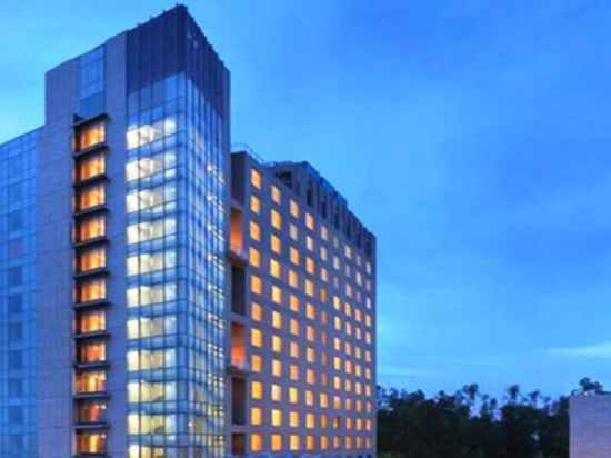 Radisson Blu Hotel Greater Noida Hotel Exterior