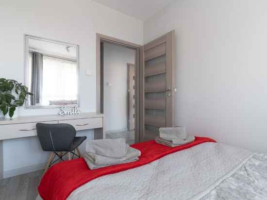 Apartment Metropolia Typu Deluxe Airport Rooms