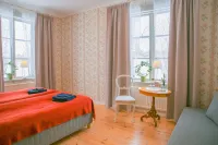 Polhem Bed & Breakfast Hotels near Medicinhistoriska museet