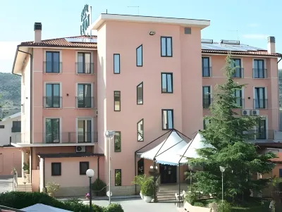 Hotel Leon - Ristorante Al Cavallino Rosso Hotels in San Giovanni Rotondo