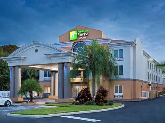 Holiday Inn Express & Suites Tavares - Leesburg Hotel Exterior