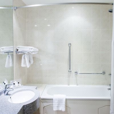 Accessible Standard Double Room Holiday Inn Leamington Spa - Warwick, an IHG Hotel Promo Code