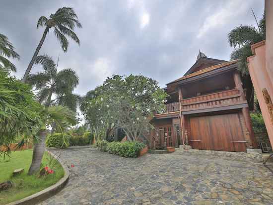 Presidential Thai Villa Hotel Exterior