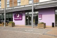 Watford (Croxley Green) Hotels near Peace Garden