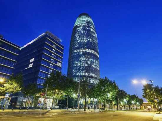 Cosmo Apartments Rambla Catalunya Hotel Exterior