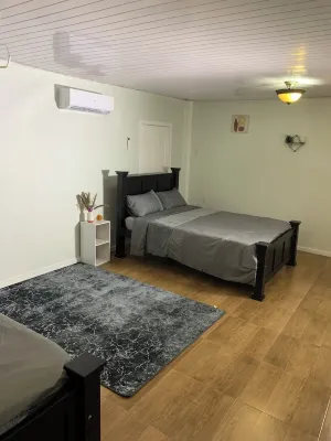 Cozy First Floor Accommodation 4 Guests 1 Bedroom