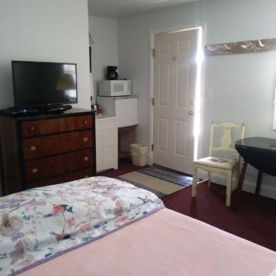 Queen Room Big Horn Motel Promo Code