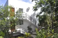 Marigot Palms Luxury Guesthouse Hotel dekat Immaculate Conception Church