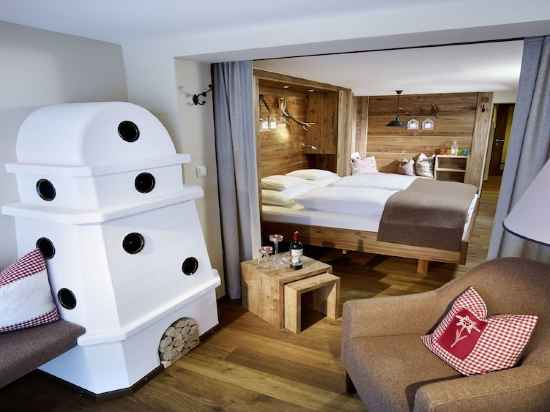 Hotel Alpenfriede Rooms