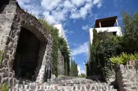 Itzaé Antigua San Miguel de Allende Dog Friendly NEW NAME