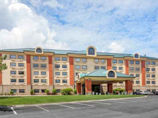 Holiday Inn Express Branson-Green Mountain Drive Hotel Exterior