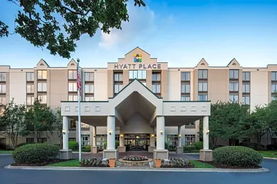 Hyatt Place ATL Alpharetta North Point Hotels near Target