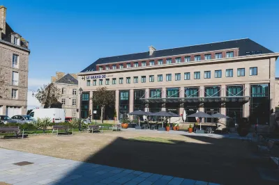 Golden Tulip Saint Malo - le Grand BÉ Hotels in Saint-Malo