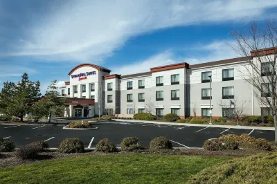 SpringHill Suites Medford Hotels near Albertsons