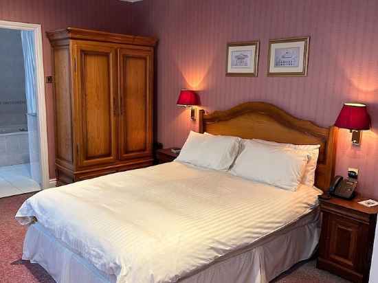 Regency Hotel Rooms