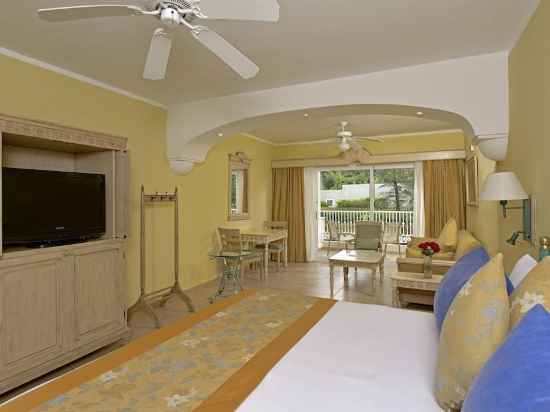 Iberostar Waves Punta Cana Rooms