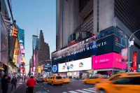 New York Marriott Marquis Hotels near Moynihan Train Hall