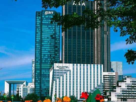 Hôtel Novotel Paris La Défense Esplanade Hotel Exterior