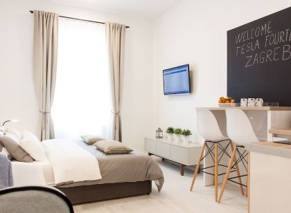 Tesla Boutique Apartments & Rooms